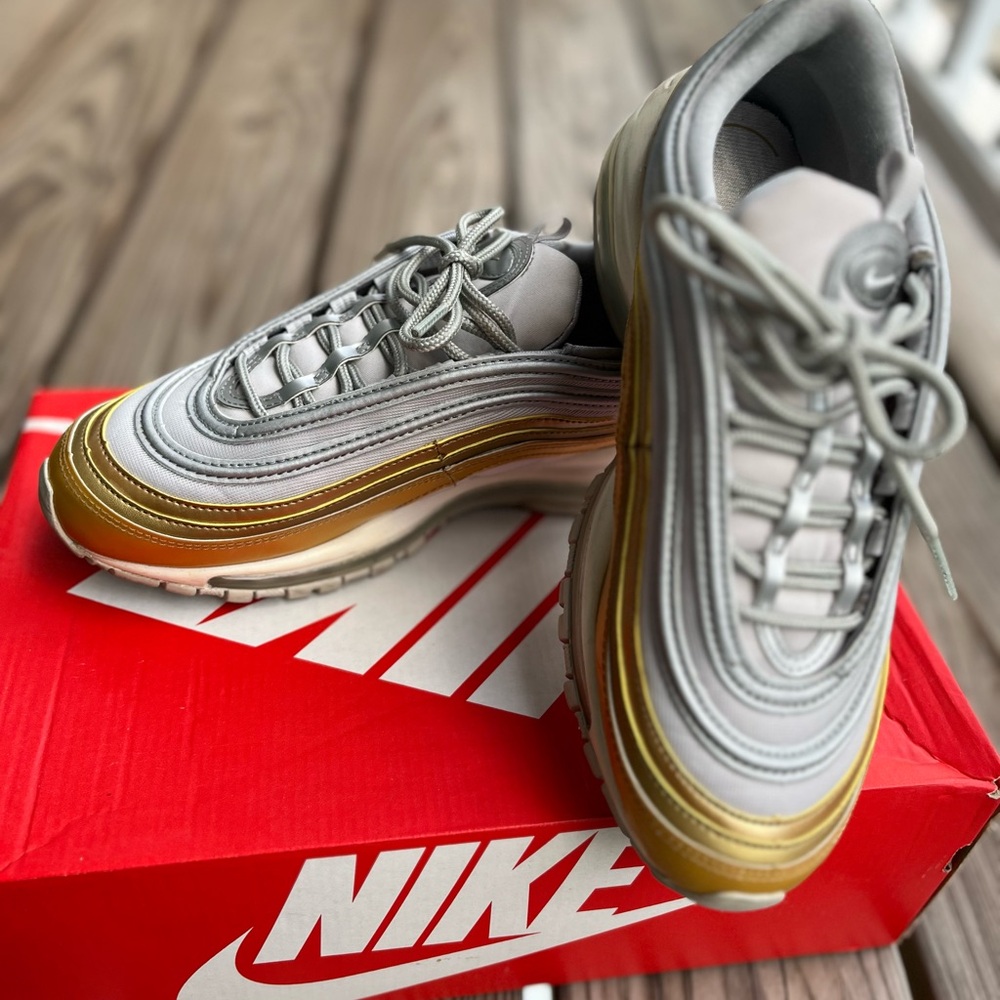 **SOLD** Nike Women’s Air Max 97 Silver & Gold Sneakers